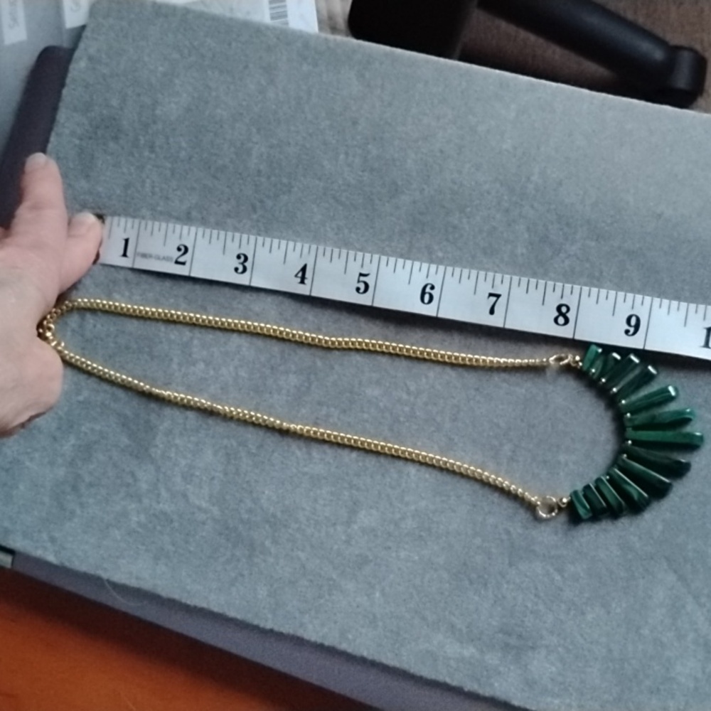 Hand Crafted Genuine A Grade Graduated Malachite Focal With 18kt Gold - Picture 8 of 9